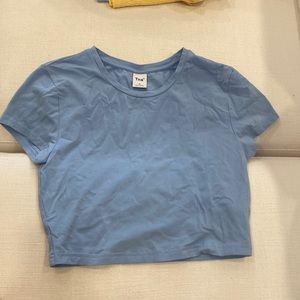 TNA T-shirt crop length